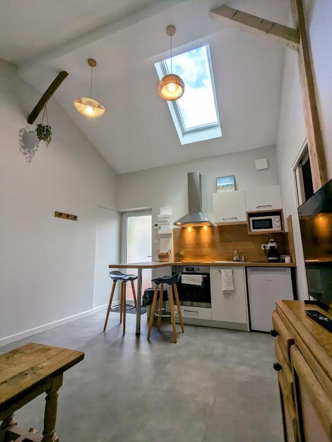 Le Boheme, Sauna & Spa Riorges Bagian luar foto